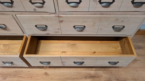 Vintage Solid Pine Merchants Chest of Drawers Apothecary Style Sideboard - Picture 12 of 12
