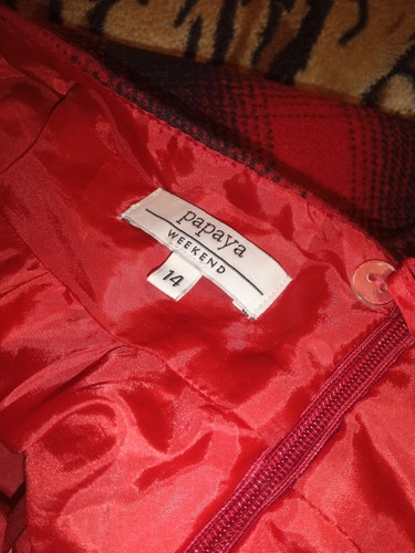 NICE RETRO PAPAYA RED/BLK CHECKED TARTAN MINI SKIRT, Size 14,16" DROP,Vgc - Picture 5 of 8