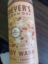 Mrs. Meyer's Clean Day Oat Blossom 16oz Body Wash / NEW Free Shipping 
