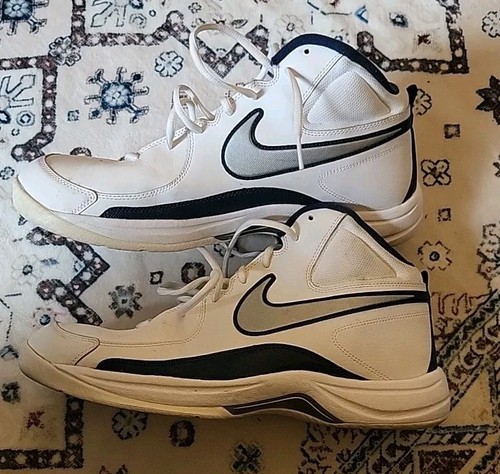 Nike The Overplay White Navy Shoes Kicks Basketball Great Condition Size 13