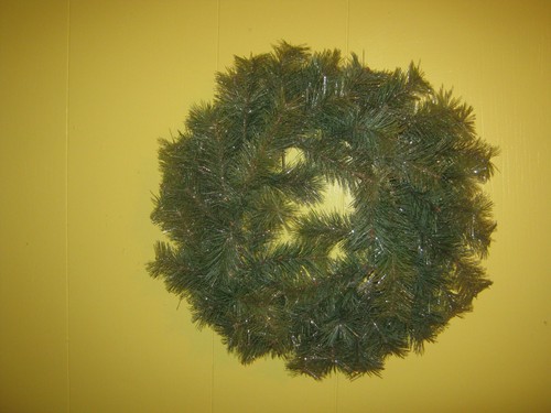 NUEVA CORONA NAVIDAD PINO BRILLANTE 18" - Imagen 4 de 8