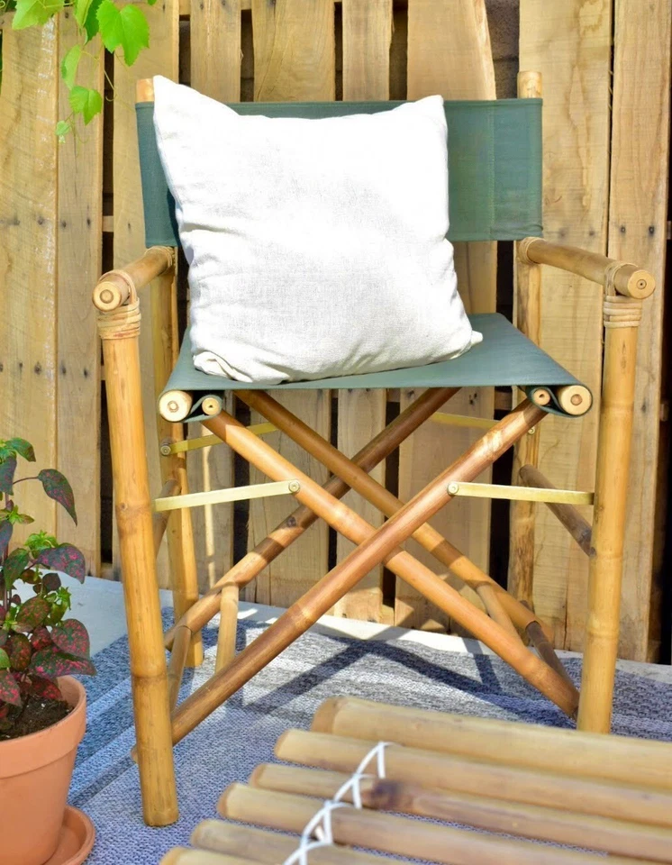 Vintage bamboo & green canvas outdoor furniture - Image 2 of 4
