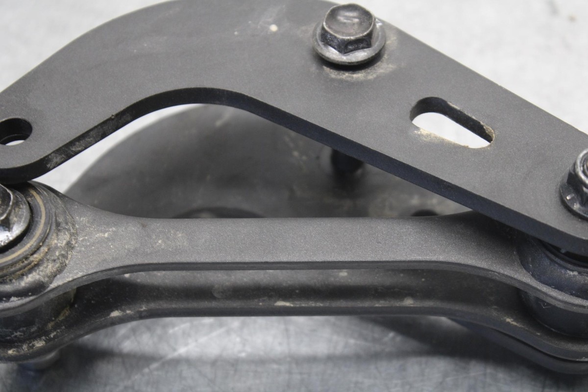 23-24 KAWASAKI NINJA ZX4R REAR DOGBONE SHOCK LINKAGE LINK 23-24 KAWASAKI NINJA ZX4R REAR DOGBONE SHOCK LINKAGE LINK