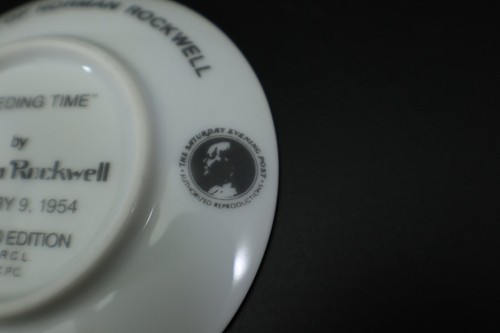 Norman Rockwell Collector Plate FEEDING TIME Miniature Porcelain 1983 Vintage - Picture 6 of 8