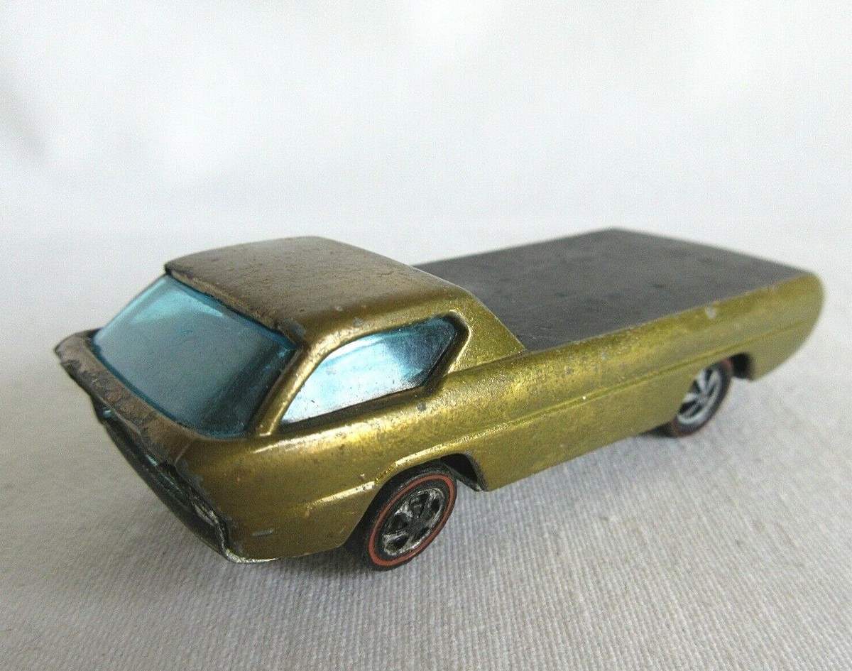 HOT WHEELS VTG 1:64 1967 REDLINE DEORA TRUCK GOLD BLACK HOT WHEELS VTG 1:64 1967 REDLINE DEORA TRUCK GOLD BLACK
