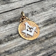Antique Masonic 14k gold pendant 4.3 grams.  