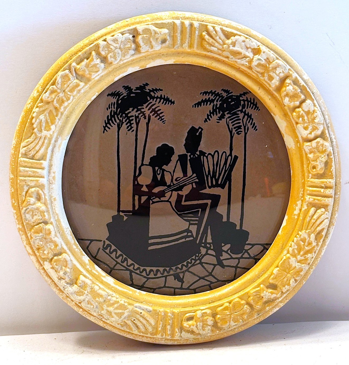 1930’s Reverse Painted Silhouette on ROUND Convex Glass Ornate Chalkware Frame