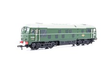 Bachmann OO Gauge 32-425V Class 24 Diesel BR Green No.D5000 - Boxed