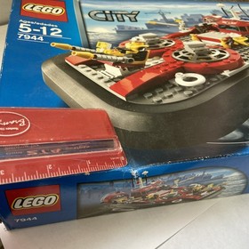 NEW LEGO CITY 7944 FIRE HOVERCRAFT 274 PCS IN ORIGINAL BOX #MO16218