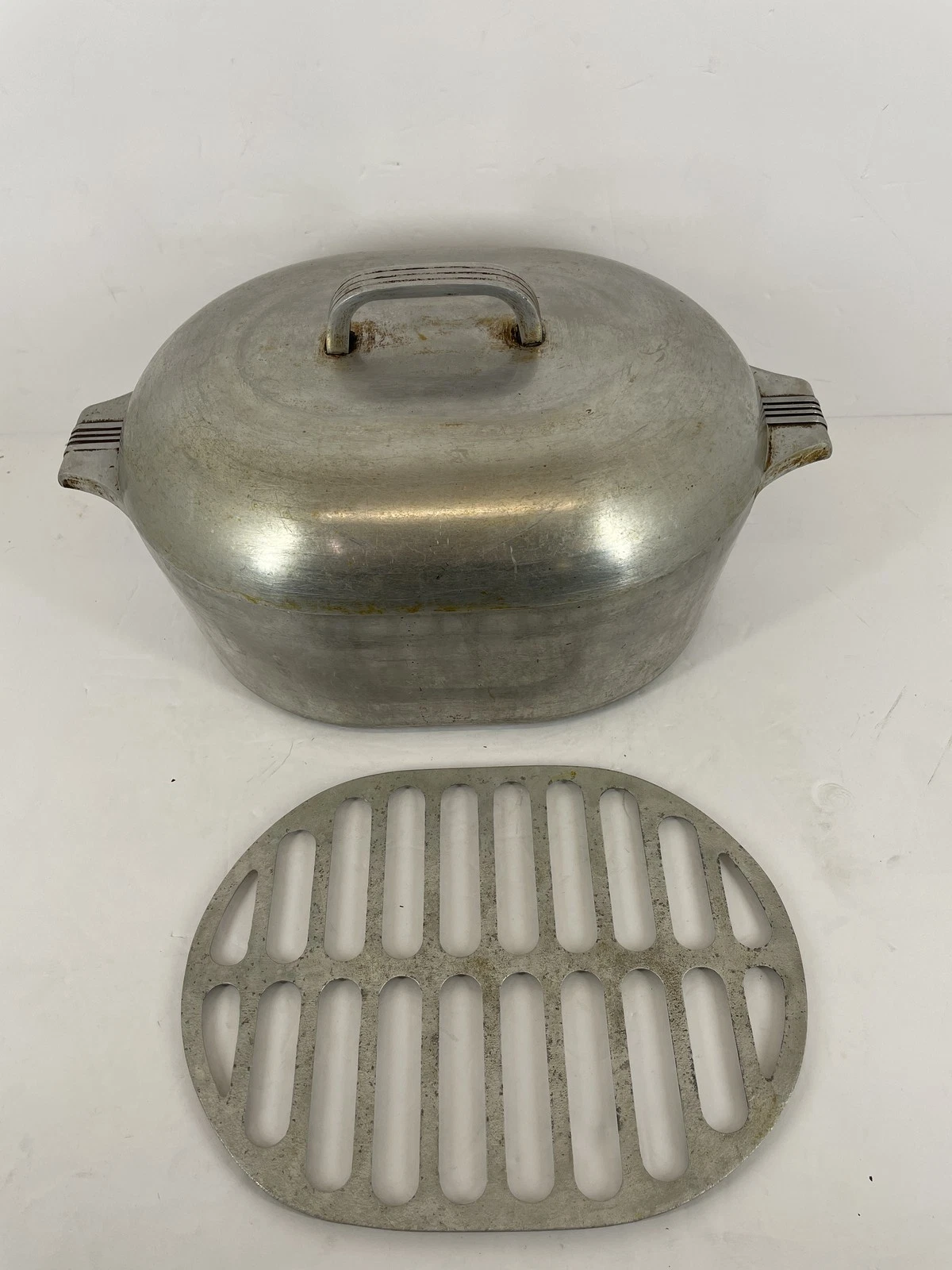 Vintage Wagner Ware Magnalite Roaster Oval Dutch Oven with Rack & Lid 4265-P USA