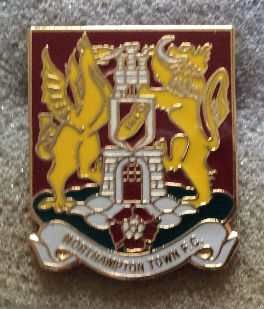 Pin's Broche Northampton Town FC - Ancien Badge émaillé (Angleterre)