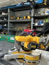 20V MAX Cordless 7-1/4 in. Sliding Miter Saw with (1) 20V Battery 4.0Ah