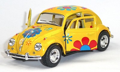 VW Käfer (1967) Modellauto ca. 12,5 cm Metall gelb / Hippie-Aufdruck KINSMART