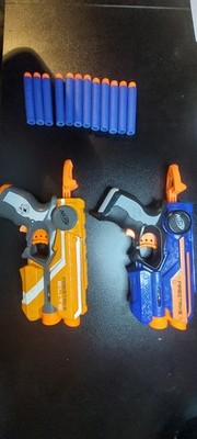 Spielzeug 2x Nerf Blaster Blau und Orange (Pistolen)