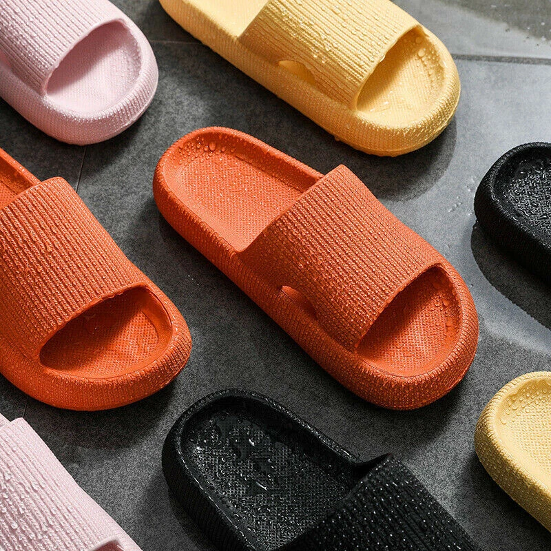 Rubber clearance bath slippers