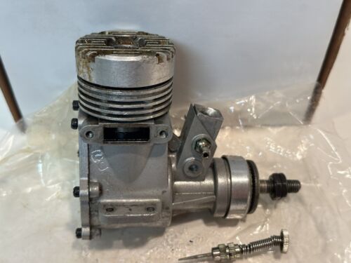 VTG In Original Box FOX Combat Special Model Airplane Engine Mrk 6. - Picture 4 of 12