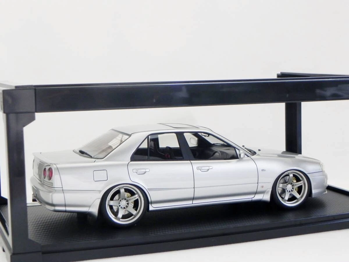 IG1581 Ignition Model 1/18 R34 25GT-t-
