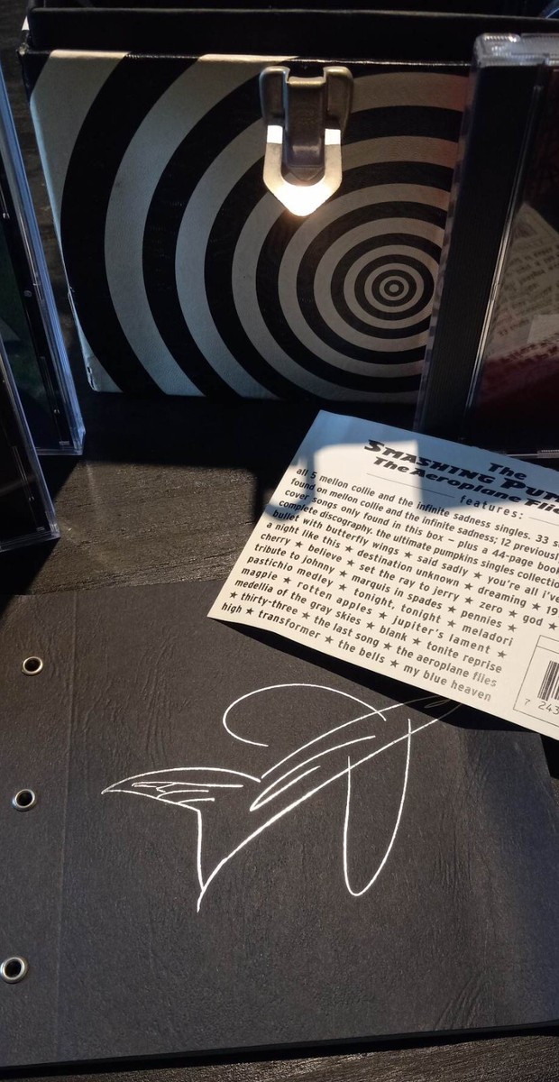 スマッシング パンプキンズ：エアロプレインフライズハイ CDボックスセット The Smashing Pumpkins The Aeroplane Flies High 5-CD Box Set