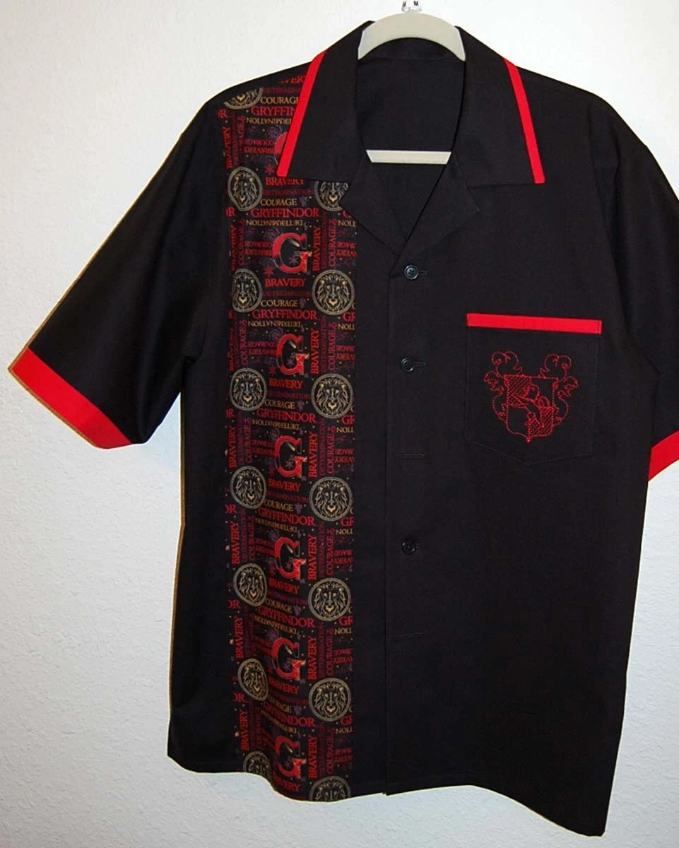 Harry Potter Gryffindor fabric/black Shirt Mens Button Short Sleeve Collar-NEW