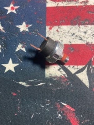 Low Lube Air Oil Pressure Switch as Compared to Haas  PN# 93-1311 / 93-1311A