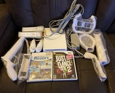 Nintendo Wii Video Game System Console RVL001 2-REMOTE Wii Sport Bundle + Extras