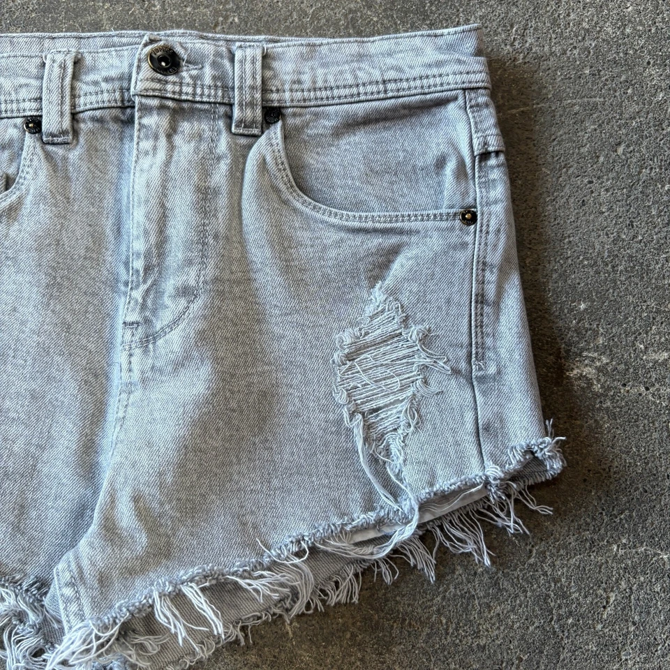 Pantalones Cortos de Jean Denim Distressed Corte Para Mujer 28 Gris Elastizados Desteñidos Verano 2" Foto 3 de 4