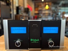 McIntosh MC402 Solid State Amplifier 400W - Desirable Fiber Optic Illumination