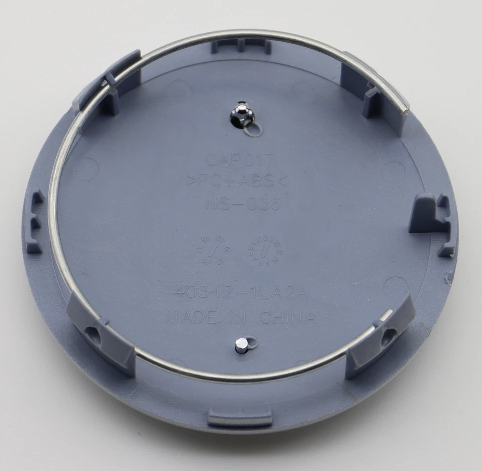 Juego de tapa central 3 5/16" Nissan Armada, Titan Silver #40342-7S500 Foto 3 de 3