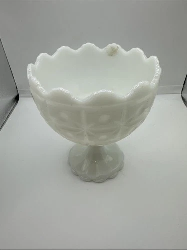 Vintage NAPCO #1185 White Milk Glass Pedestal Compote Candy Dish Planter Vase