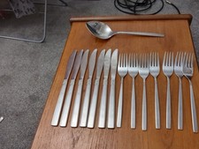 Vintage Oneida Melissa Stainless Steel Dinner Forks And Knives X 7 & Large Spoon