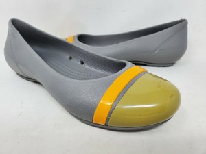 crocs women's cap toe flat