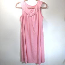 Vintage Vanity Fair Size S pink Nylon Antron Full Nightgown Sleeveless vtg