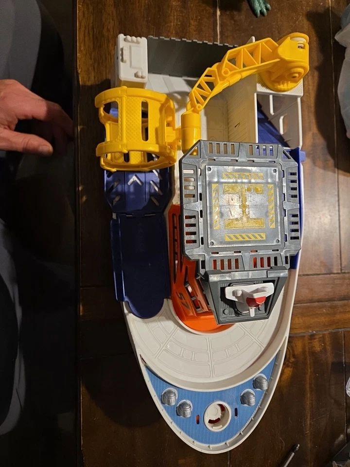 Matchbox 57 Marine Rescue Boat Ship Without Accessories. - Image 2 of 4