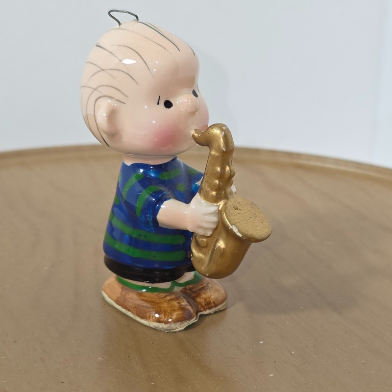 PEANUTS Ceramic LINUS Christmas Ornament Saxophone Music 1952 VINTAGE Japan Rare