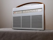 Braun Transistor 1 Radio (Design Dieter Rams?), Designklassiker, mit Ledergriff