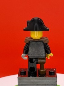 LEGO Captain Red Beard Minifigure Vintage Pirates
