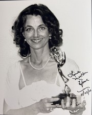 LINDA MOULTON HOWE SIGNED 8x10 PHOTO UFOLOGIST AUTOGRAPH AUTHENTIC COA