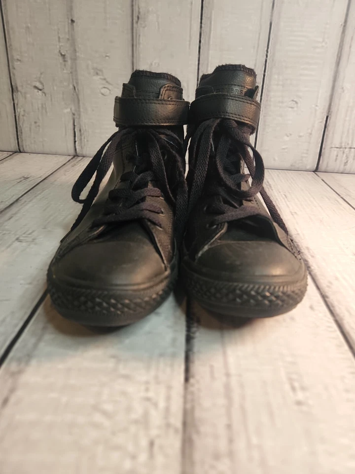  Converse Chuck Taylor Brea Black Leather Hightops Juniors Size 6 - Image 2 of 4