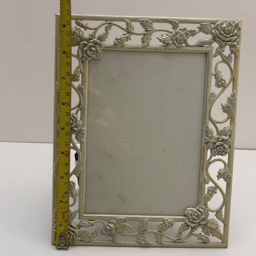 Vintage Floral Design Photo Frame for 5x7 Inch Picture Elegant Tabletop Display - Picture 10 of 10
