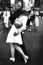 The Kiss VJ Day Times Square NYC New York City Sailor Woman Poster 12x18