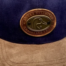 Rare Ducks Unlimited Baseball cap  Leather/metal Emblem Logo jean Quality