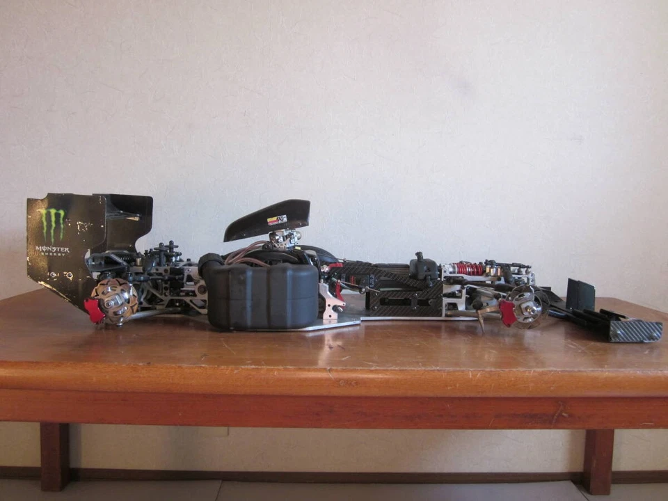 FG 1/5 Scale F1 Gas RC Car Kit w/ 2 Bodies Unused Zenoah 260 Engine Extras Rare - Image 3 of 4