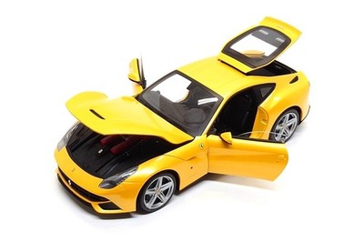 ホットウィールエリート .1/18フェラーリ F12ベルリネッタ イエロー Hot Wheels Elite 1:18 Ferrari F12 Berlinetta in Giallo