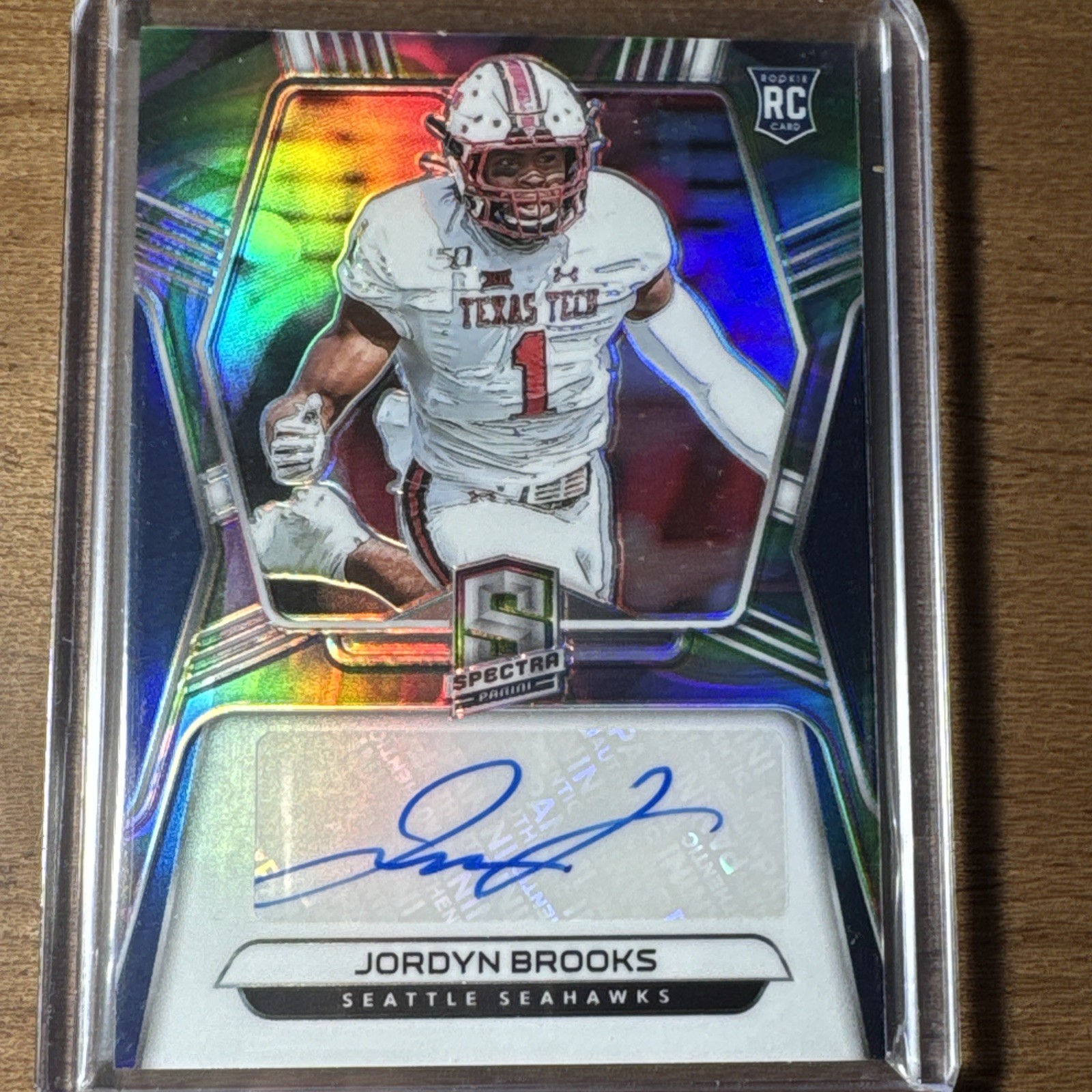 Jordyn Brooks Panini Spectra Rookie Autographs #4 Psychedelic