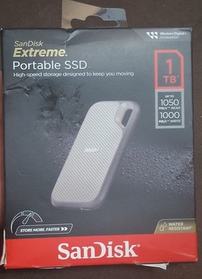 SanDisk Extreme Portable SSD 1TB USB-C 1050MB/s Read, Gray
