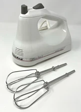 KitchenAid Classic Plus 5 Hand Mixer KHM5TBWH2 White w/ OEM Beaters Working