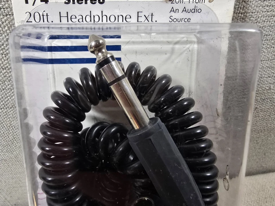 RCA AH80 - 20ft 1/4" Stereo Headphone Extension Cable AH80 - New in Box - Image 3 of 4