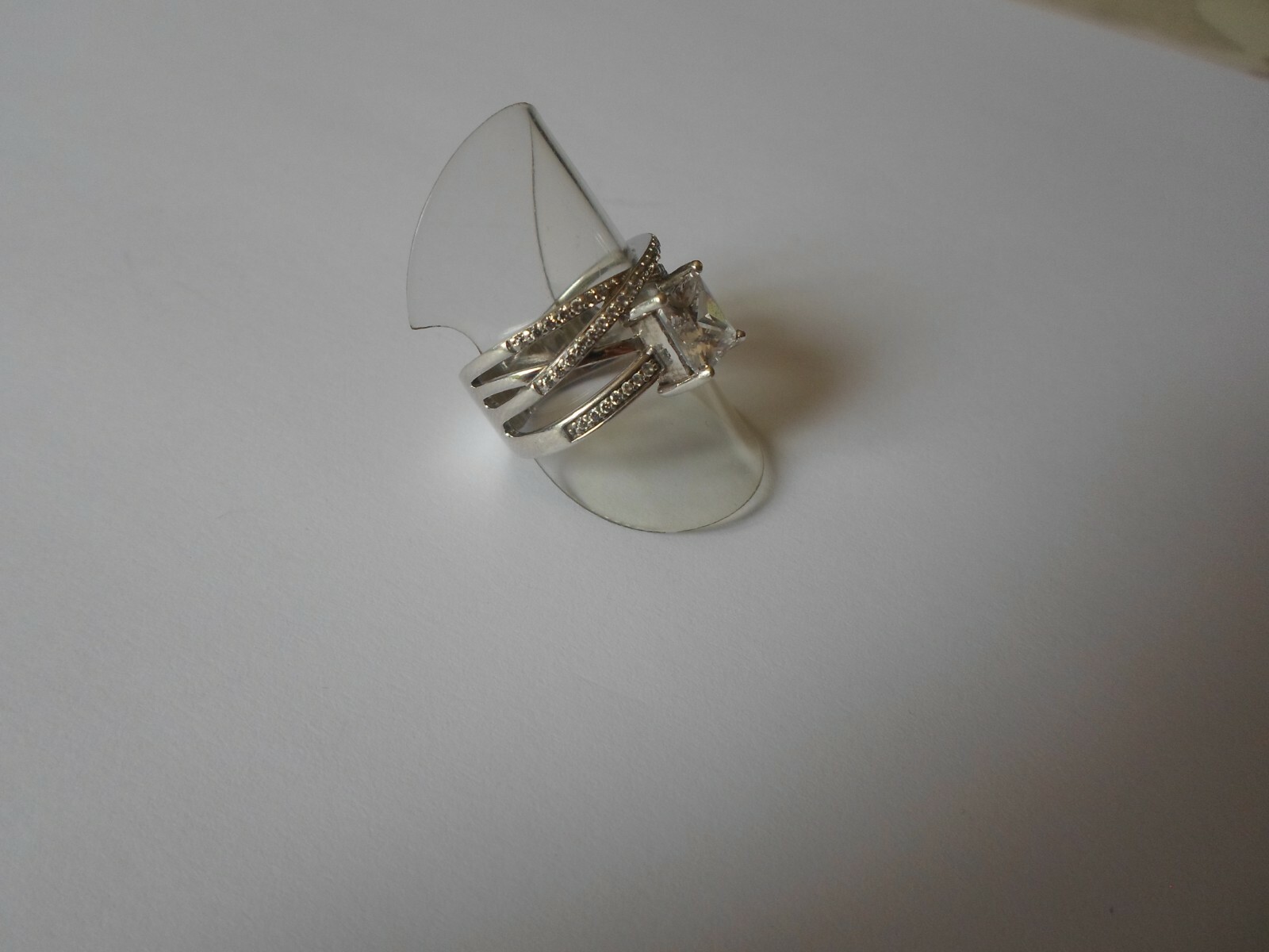 solid silver ring, interlaced, zirconiums, size 53 - image 5