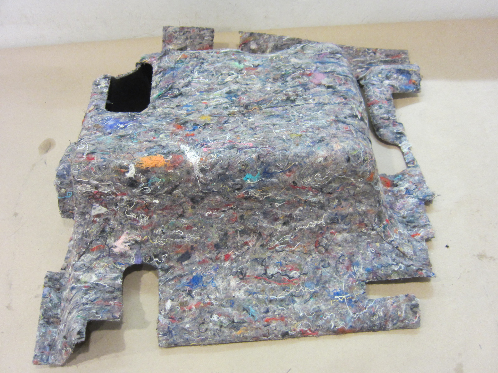 Maserati GranCabrio. LH Seat Rear Insulation. Part#81573100