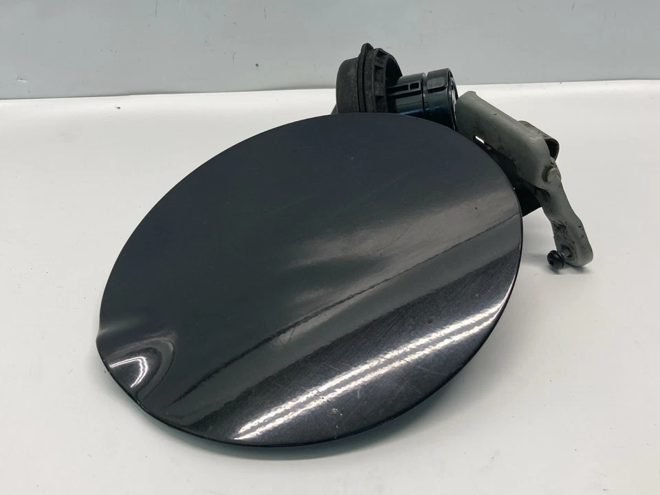 1998 1999 2000 2001 2002 2003 Ford Escort Coupe Fuel Filler Door Gas Cover OEM Foto 2 de 4